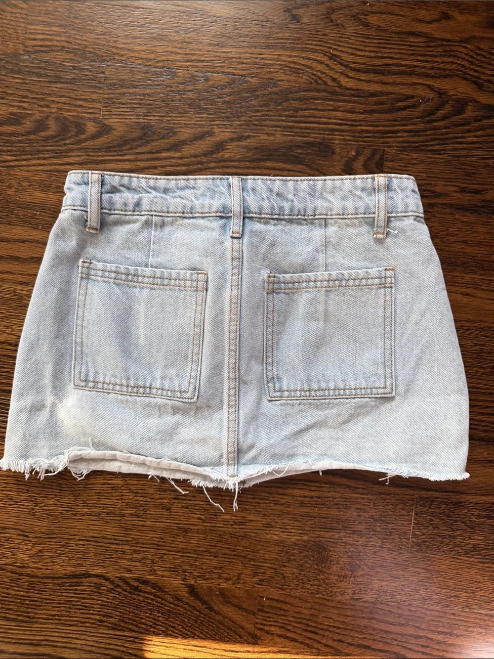 Edikted Light Blue Denim Mini Skirt with frayed hem size XS - Picture 3 of 6